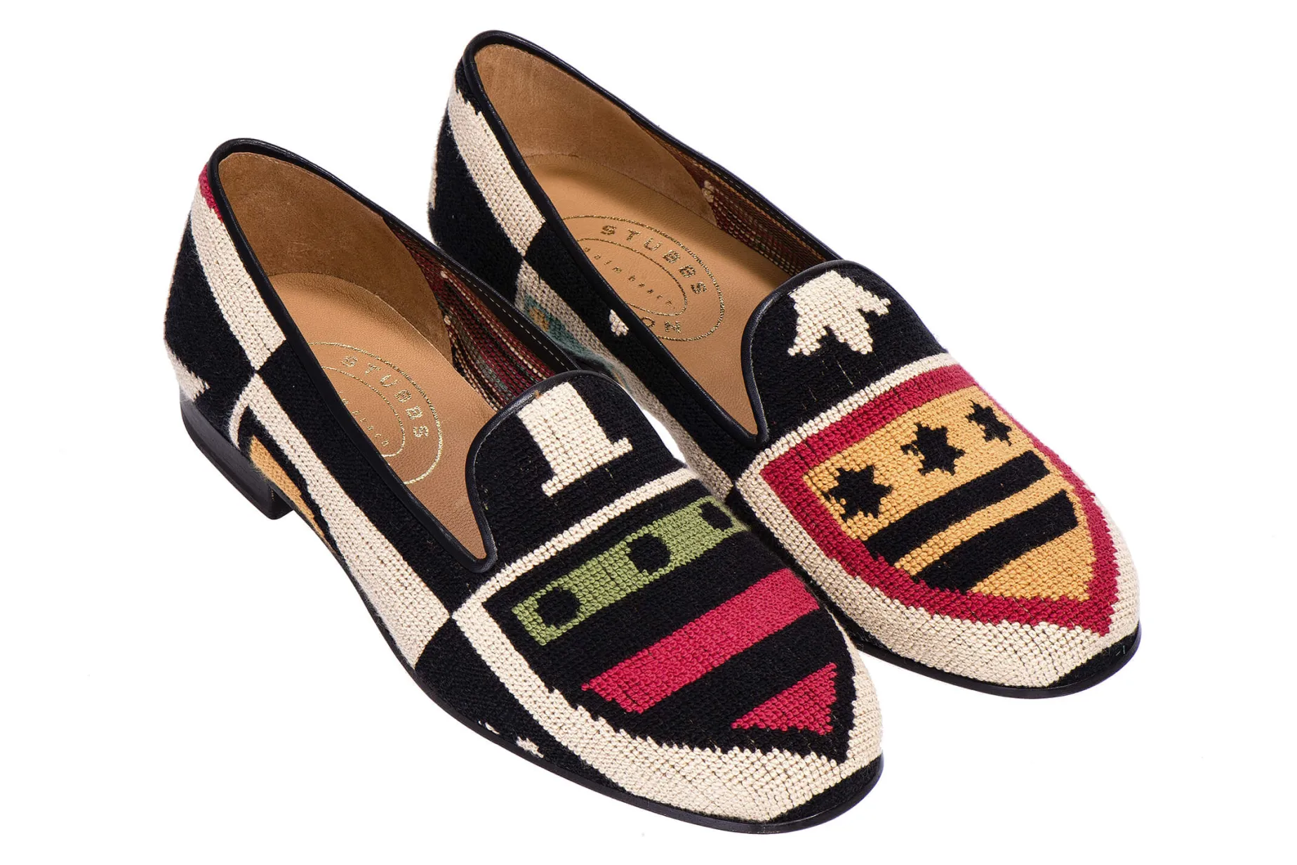 Crest Color Needlepoint Slipper (Men)